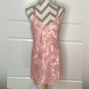 Undercover Wear Large Nighty